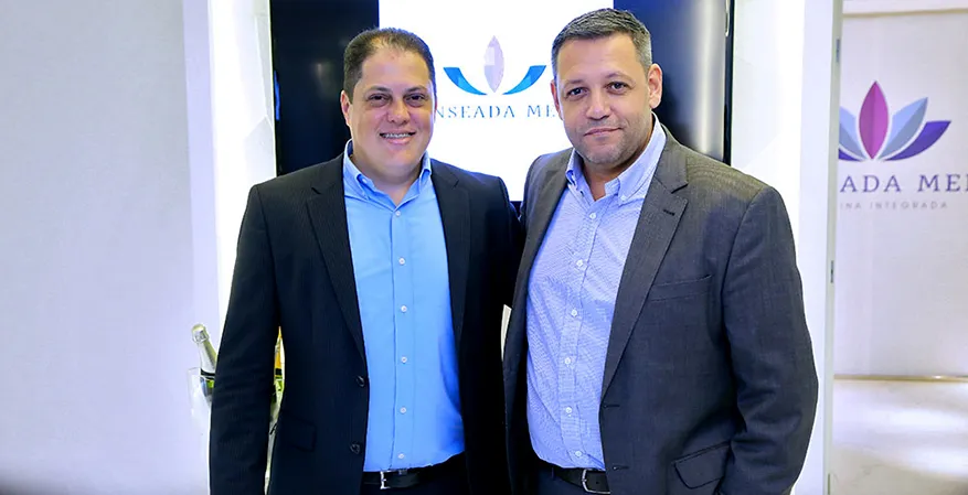Coquetel de inauguração da Enseada Med