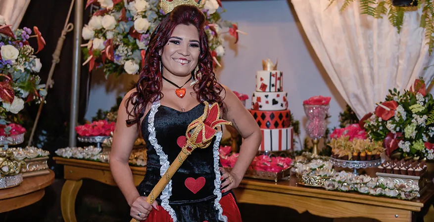 30 anos de Katherine Araújo