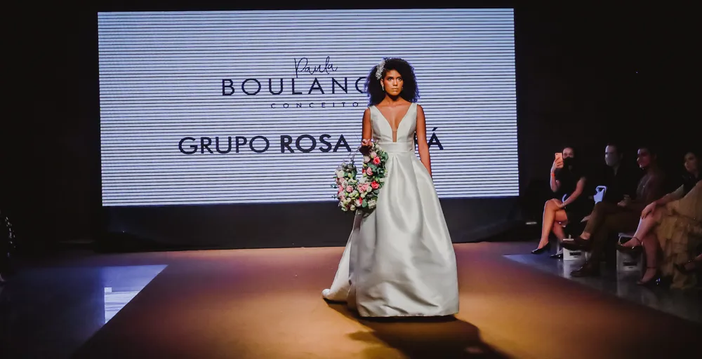 Desfile da Paula Boulanger Conceito | Rosa Clará no Noivas Reconecte-se